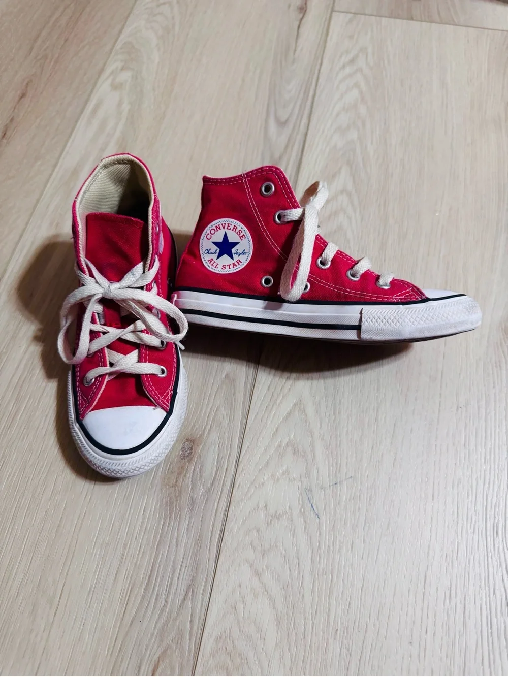 Converse Kids Sneakers, size 12